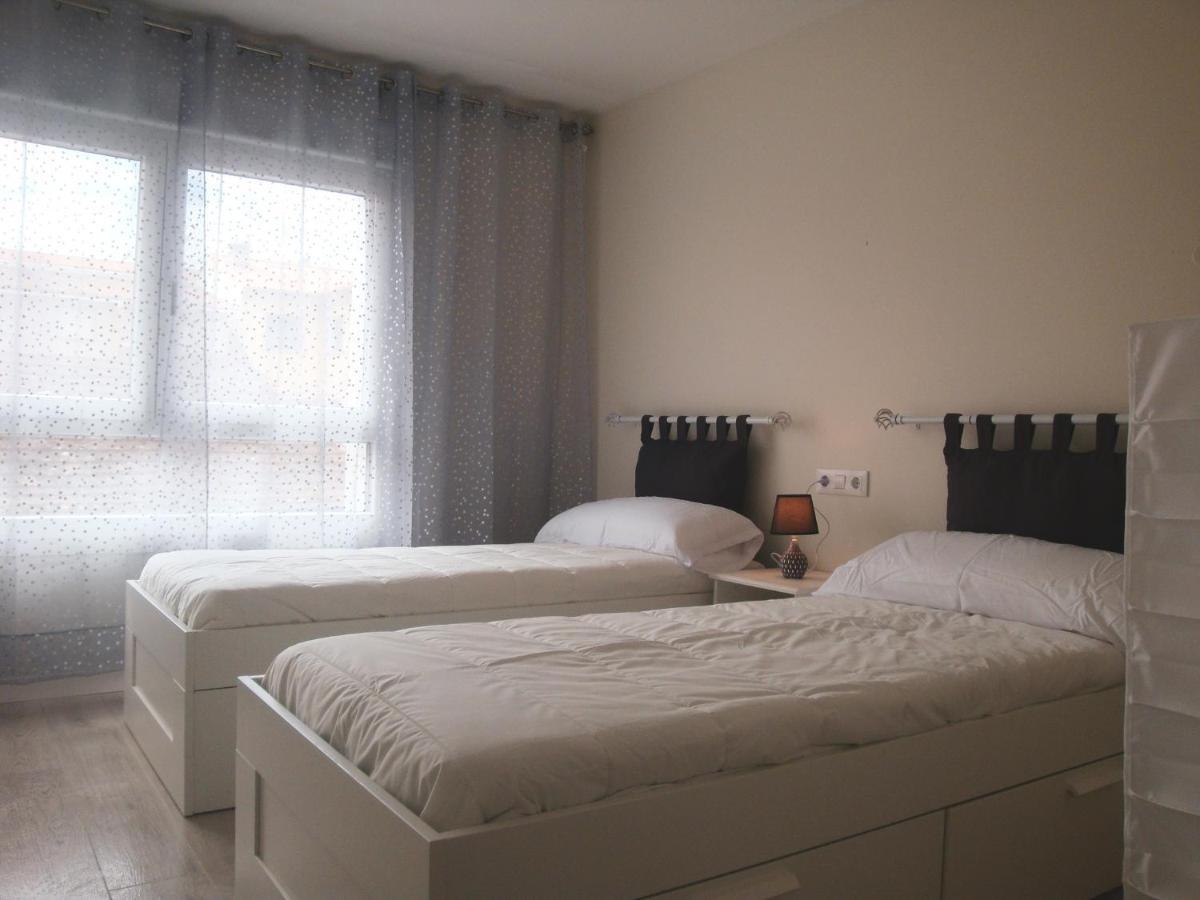 Piso En Alexandre Boveda Apartment О Грове Екстериор снимка